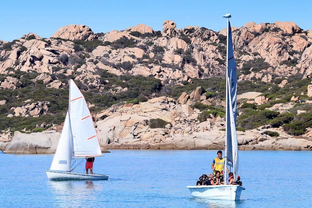 Готель Touring Club Italiano - La Maddalena Ла-Маддалена Екстер'єр фото