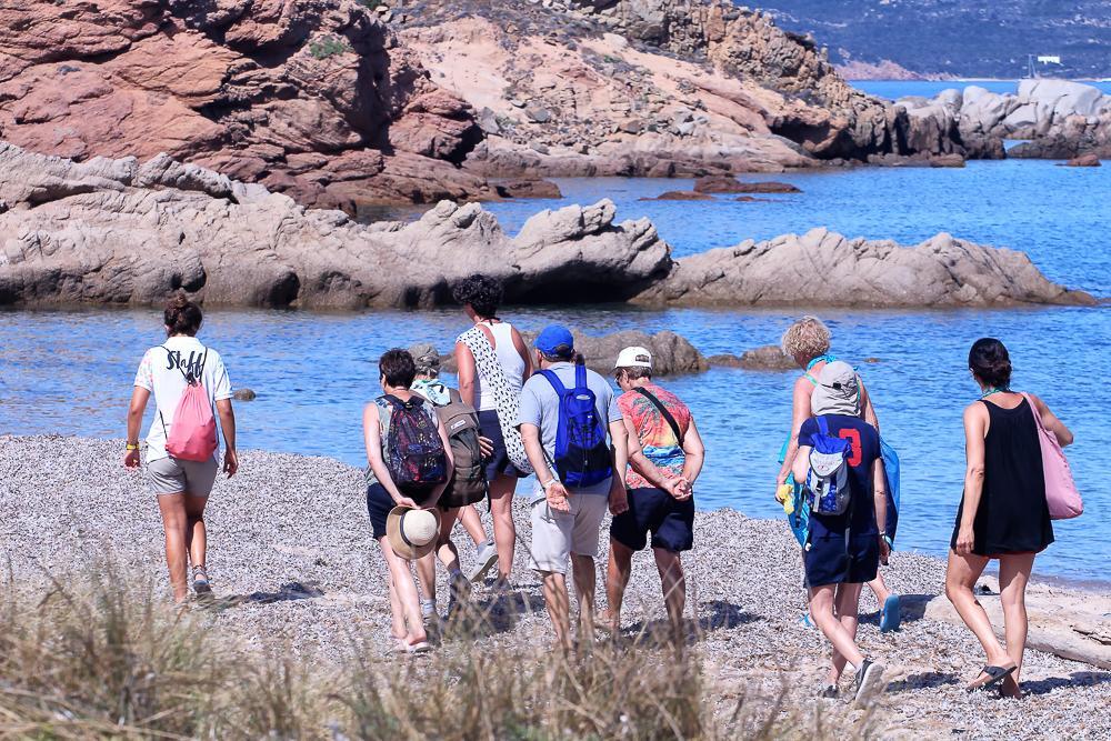 Готель Touring Club Italiano - La Maddalena Ла-Маддалена Екстер'єр фото