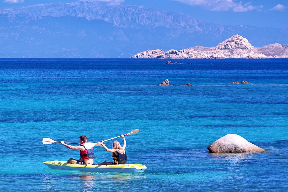 Готель Touring Club Italiano - La Maddalena Ла-Маддалена Екстер'єр фото