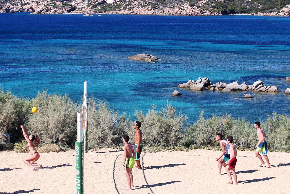 Готель Touring Club Italiano - La Maddalena Ла-Маддалена Екстер'єр фото